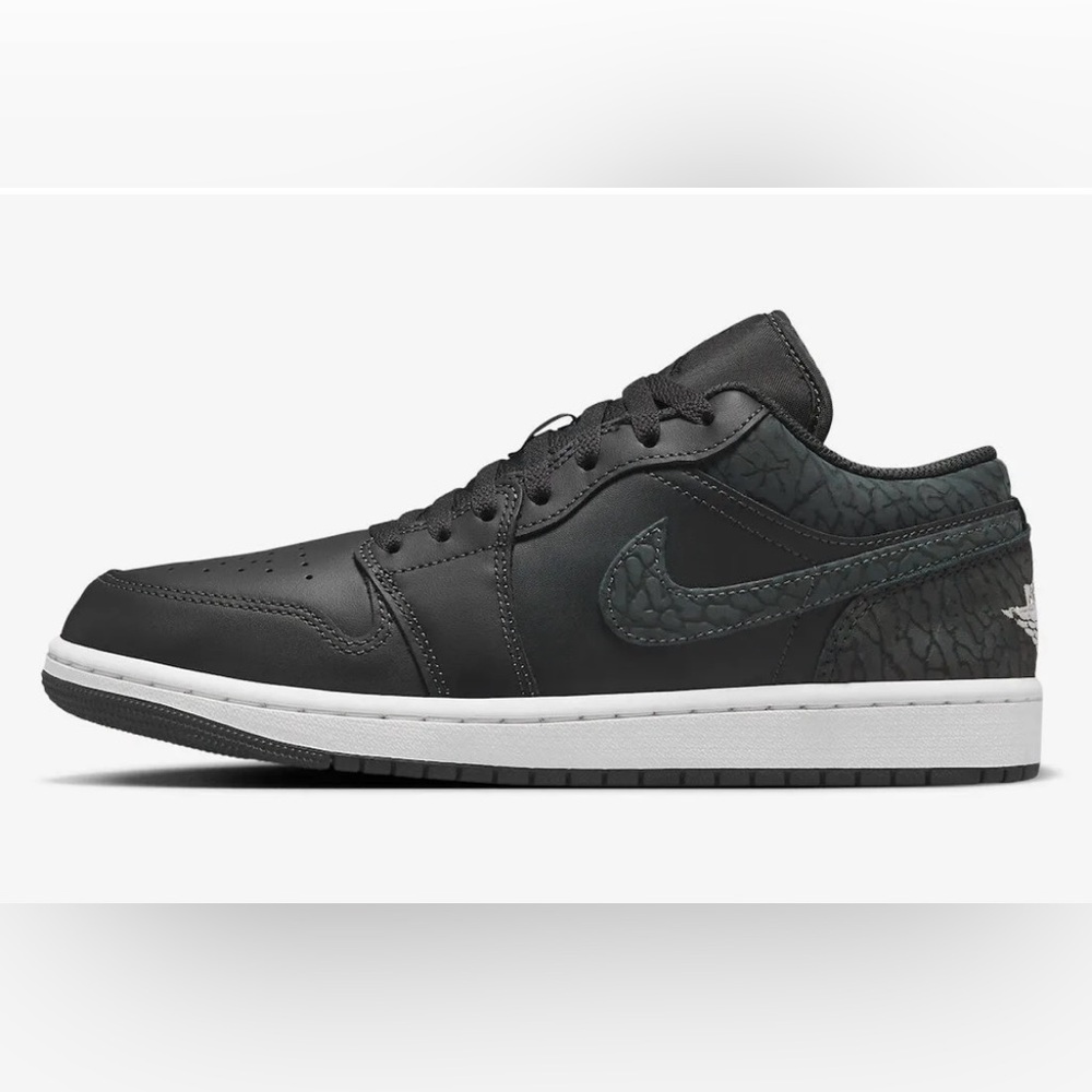 Nike Jordan 1 Low SE Black Elephant. New in box Women’s 9/ Men 7.5
